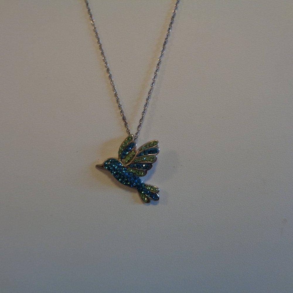 Artistique Sterling Silver Swarovski Crystal Bird Pendant w/Chain - Picture 4 of 13